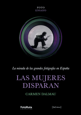 MUJERES DISPARAN
